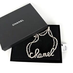 Authentic CHANEL Imitation Pearl Swirling Logo Letter Choker Necklace